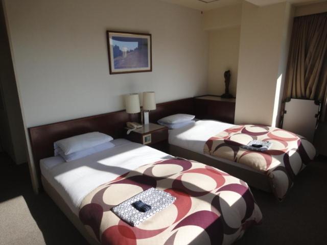 Hiroshima Ekimae Green Hotel Exterior photo